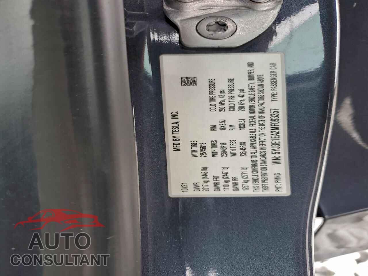 TESLA MODEL 3 2021 - 5YJ3E1EA2MF093357