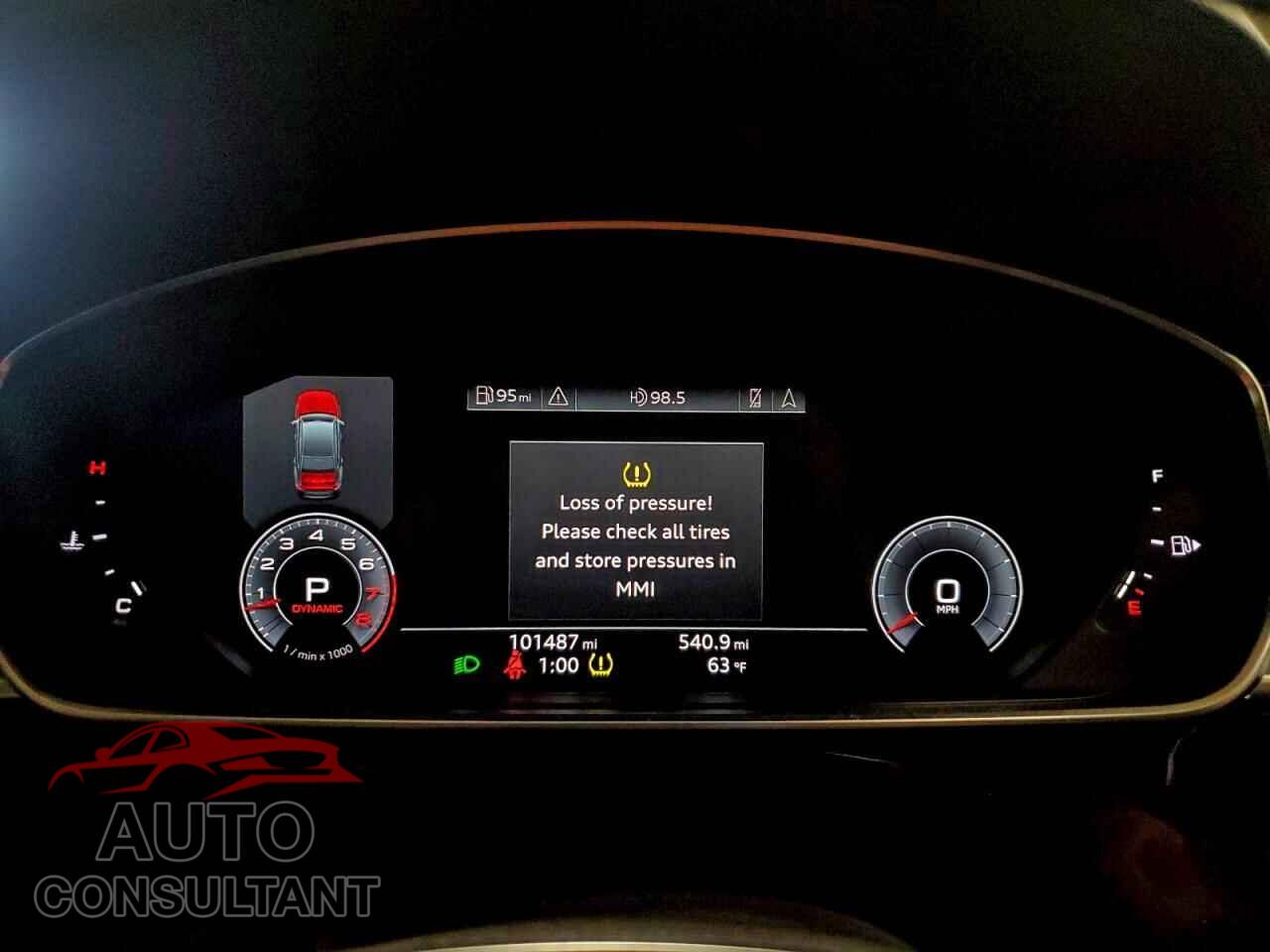 AUDI A8 2019 - WAU8DAF86KN011002