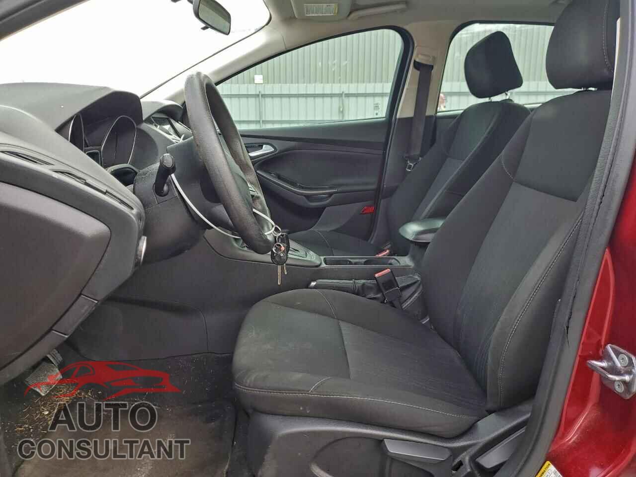 FORD FOCUS 2017 - 1FADP3H21HL256183