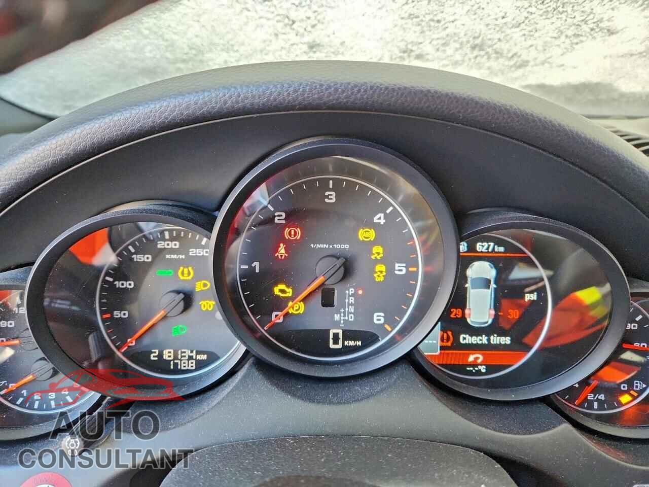 PORSCHE CAYENNE 2015 - WP1AF2A24FLA31630