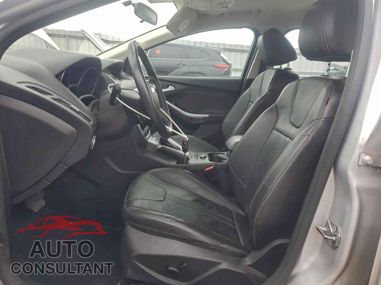 FORD FOCUS 2014 - 1FADP3F26EL459097
