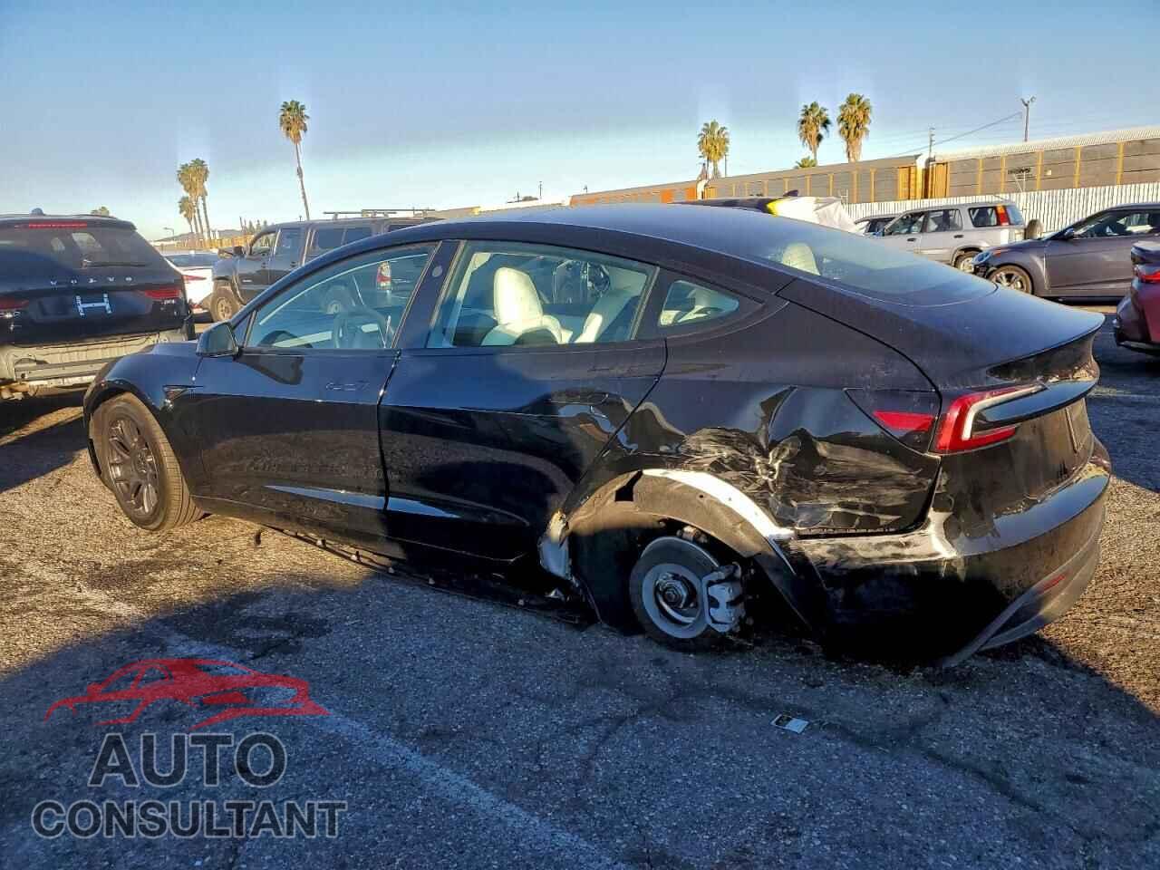 TESLA MODEL 3 2025 - 5YJ3E1EAXSF906005