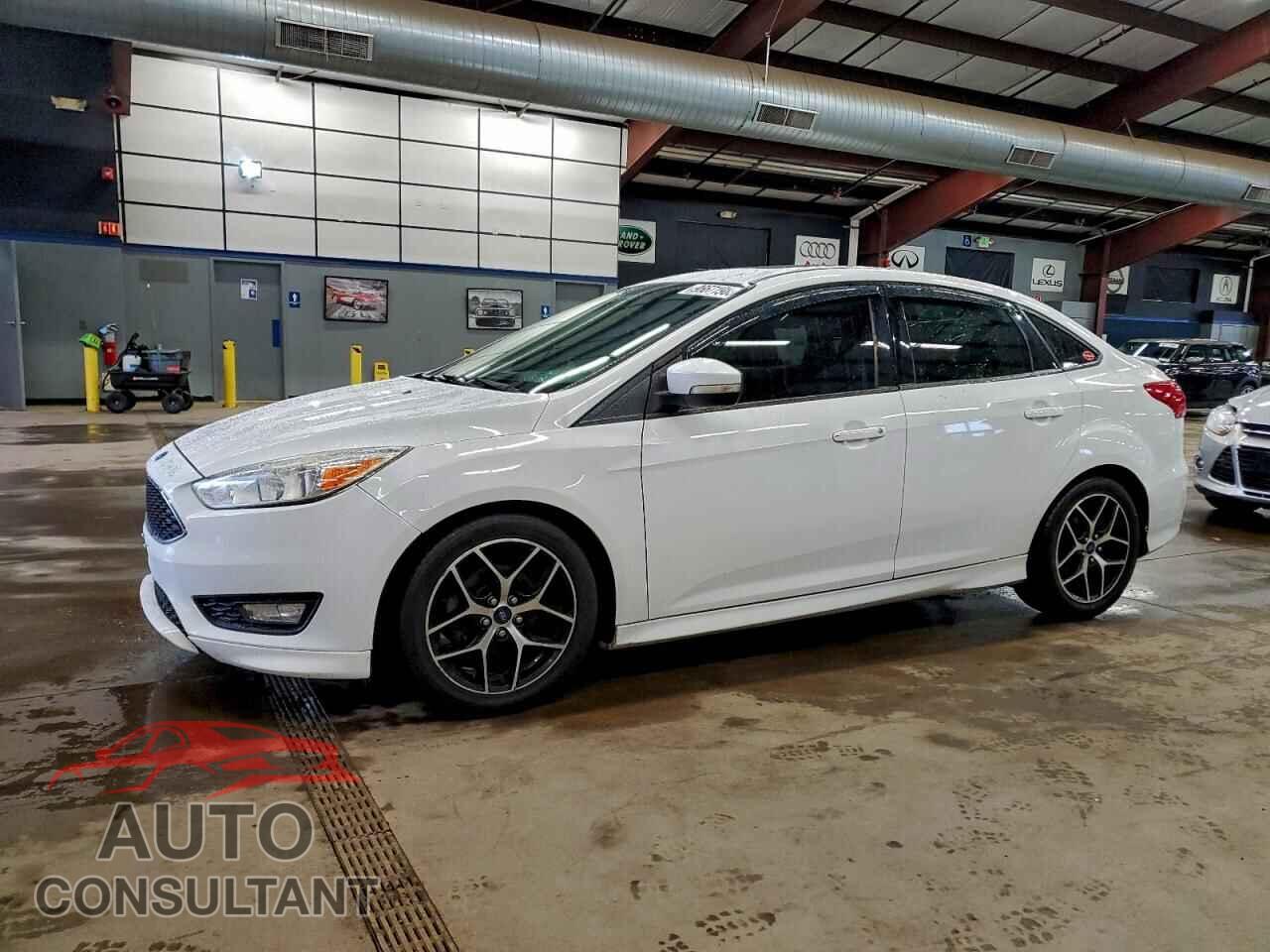 FORD FOCUS 2015 - 1FADP3F22FL285594