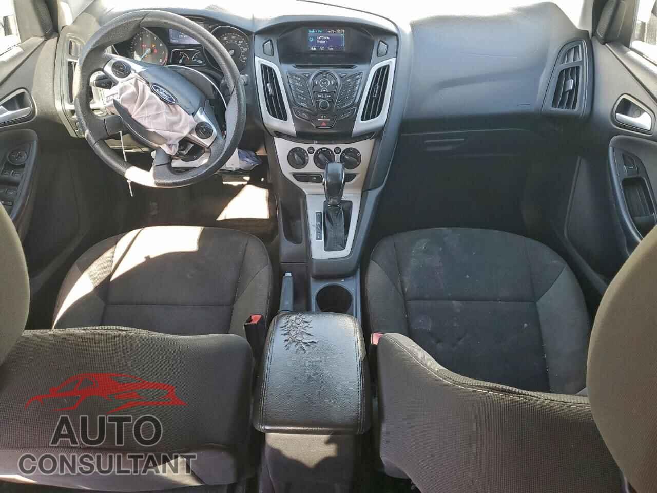 FORD FOCUS 2013 - 1FADP3F2XDL309072