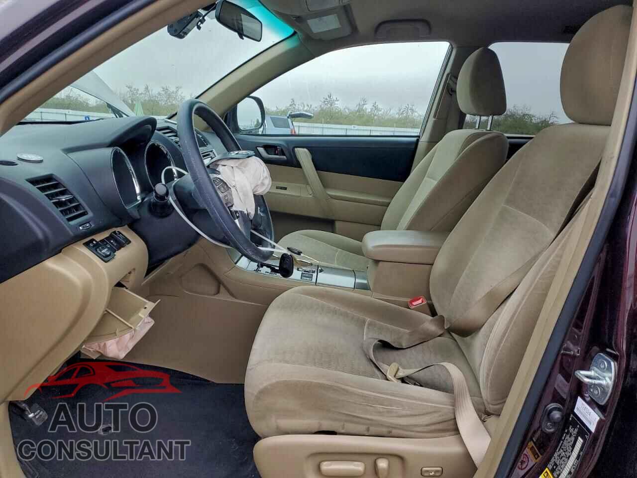 TOYOTA HIGHLANDER 2013 - 5TDBK3EH8DS189227