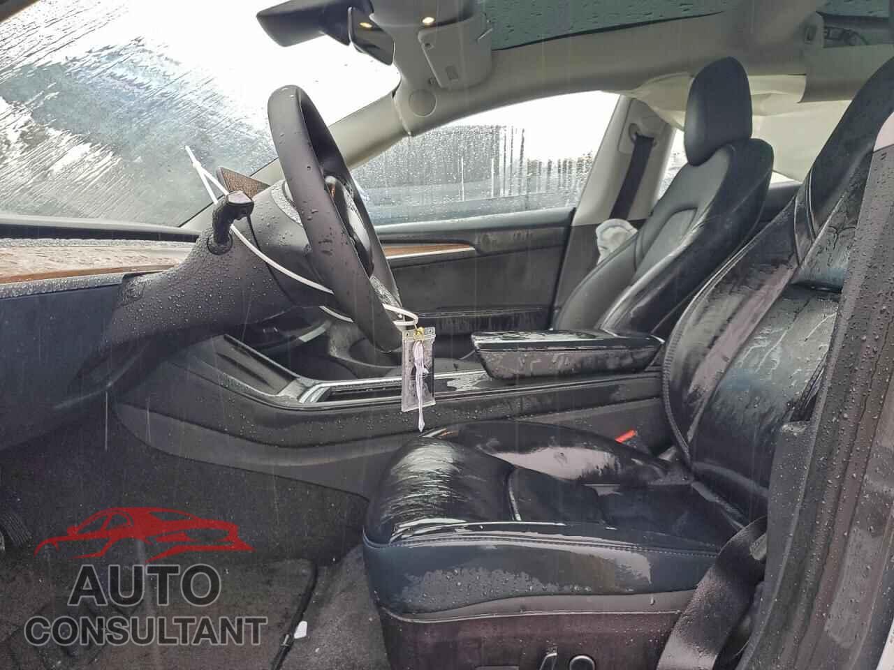 TESLA MODEL 3 2023 - 5YJ3E1EA3PF433961