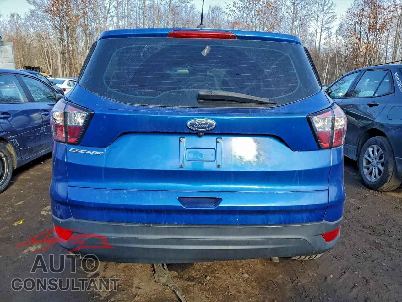 FORD ESCAPE 2017 - 1FMCU0F72HUC57313