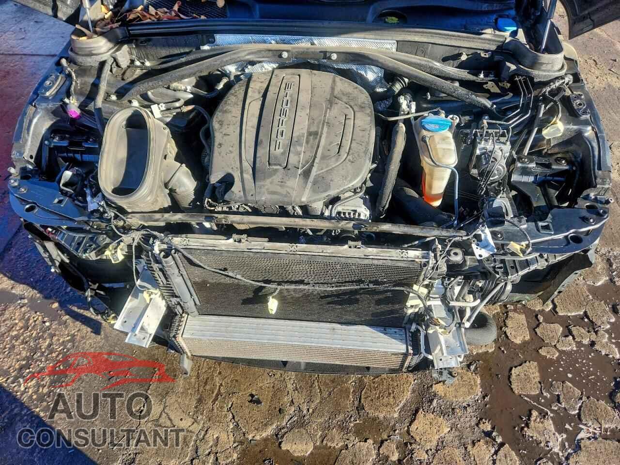 PORSCHE MACAN 2017 - WP1AA2A50HLB03838