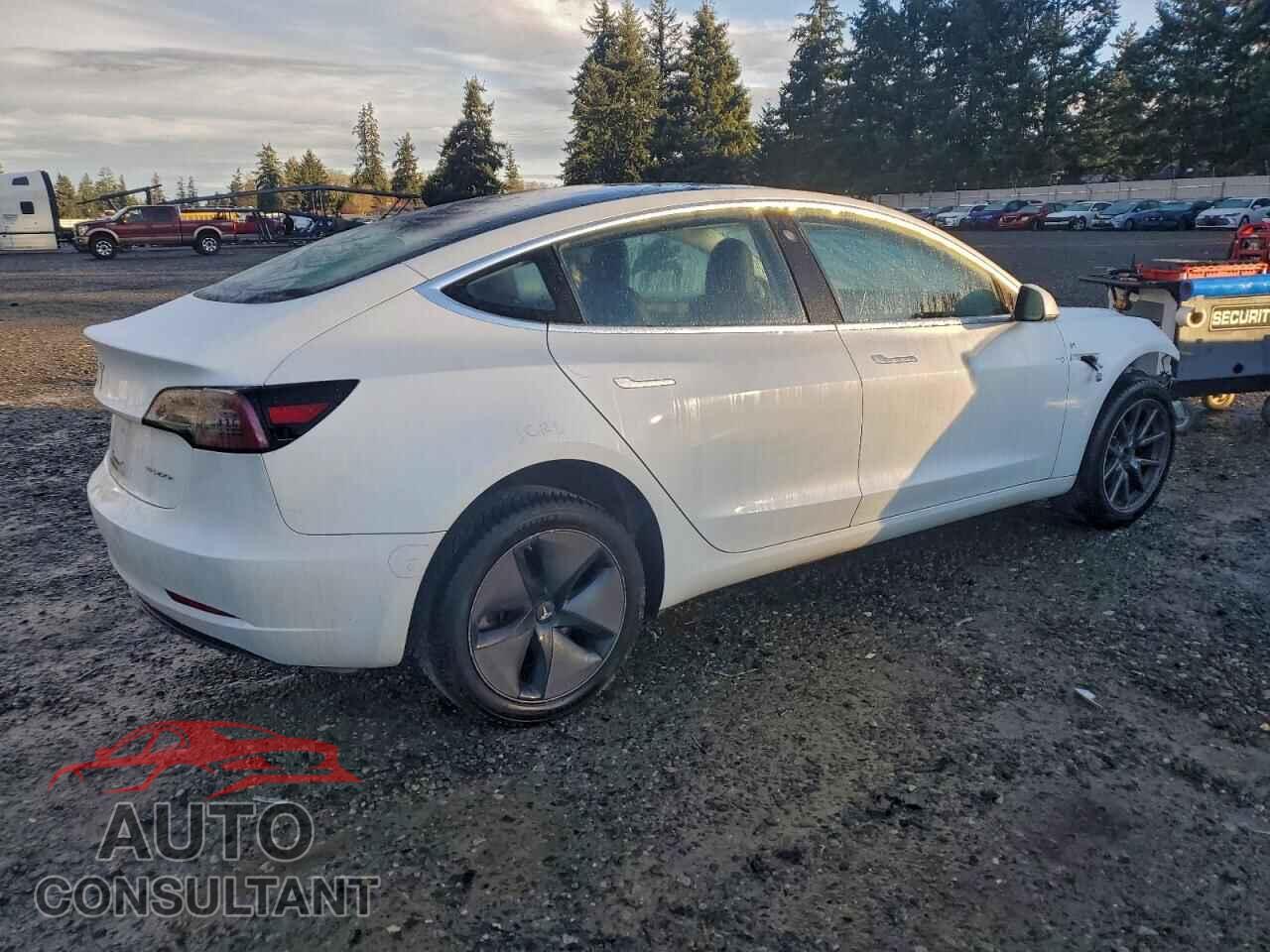 TESLA MODEL 3 2018 - 5YJ3E1EB6JF146775
