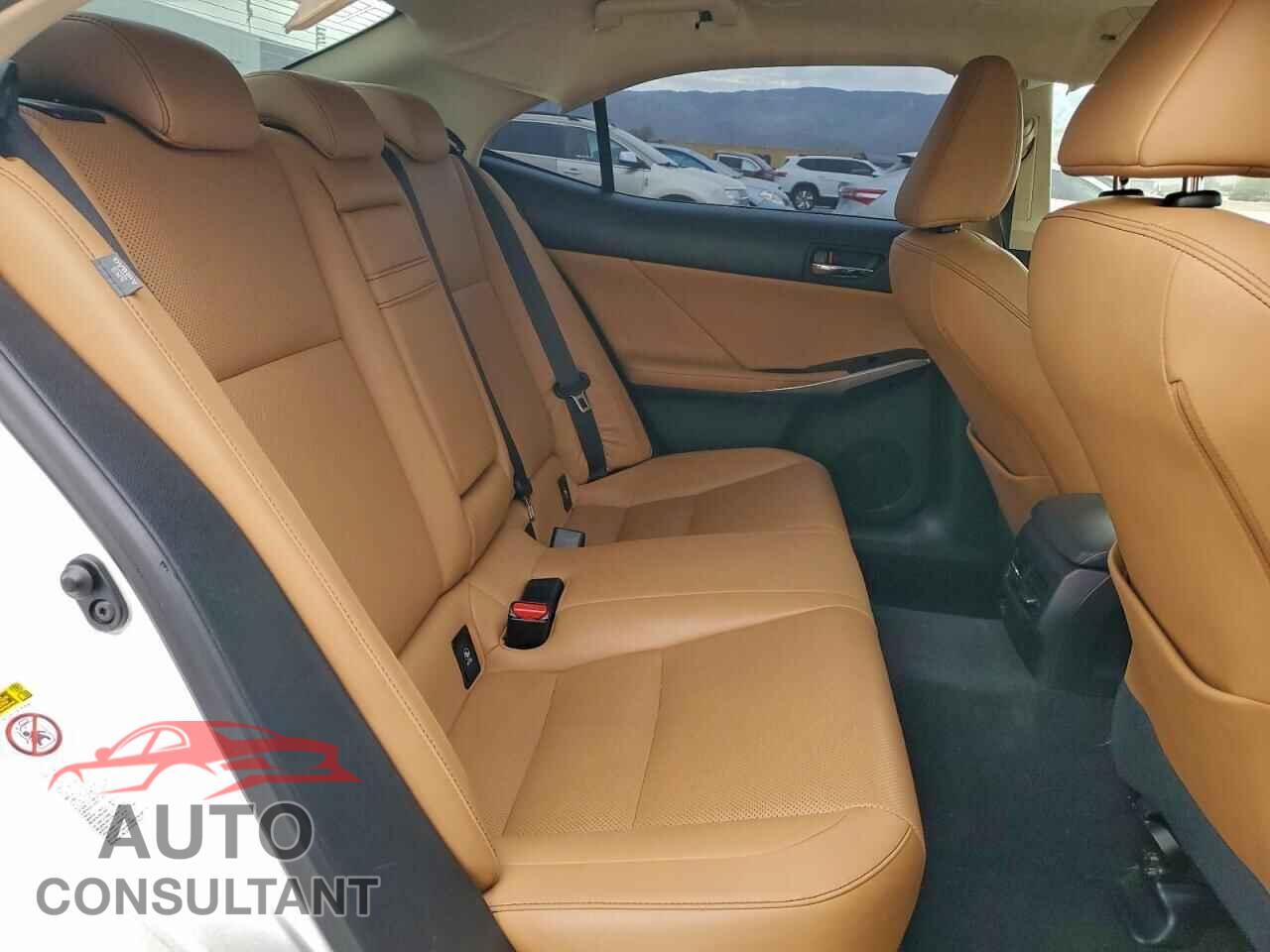 LEXUS IS 2015 - JTHBF1D29F5077887