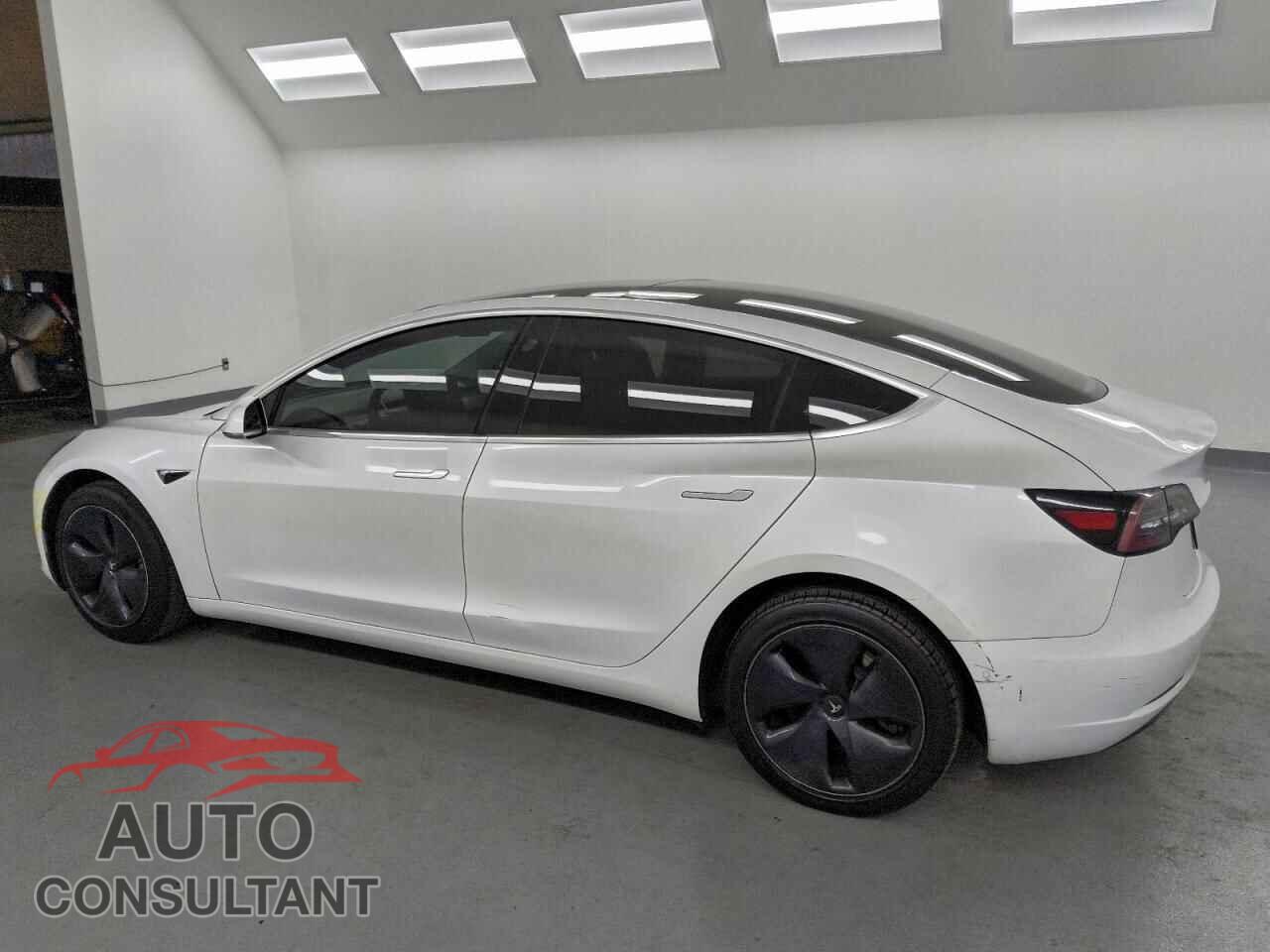 TESLA MODEL 3 2020 - 5YJ3E1EA1LF660107