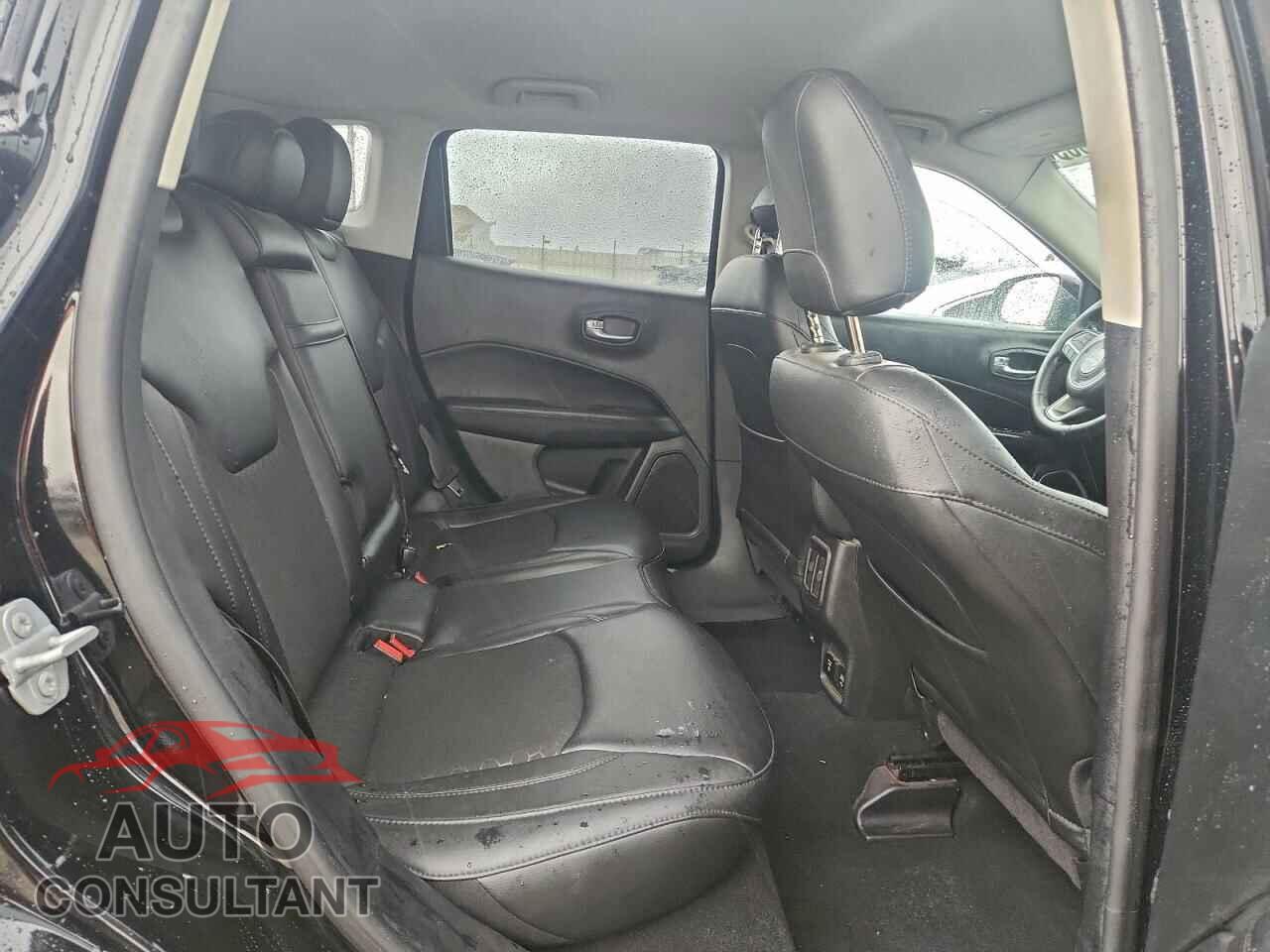 JEEP COMPASS 2018 - 3C4NJCBB5JT501991