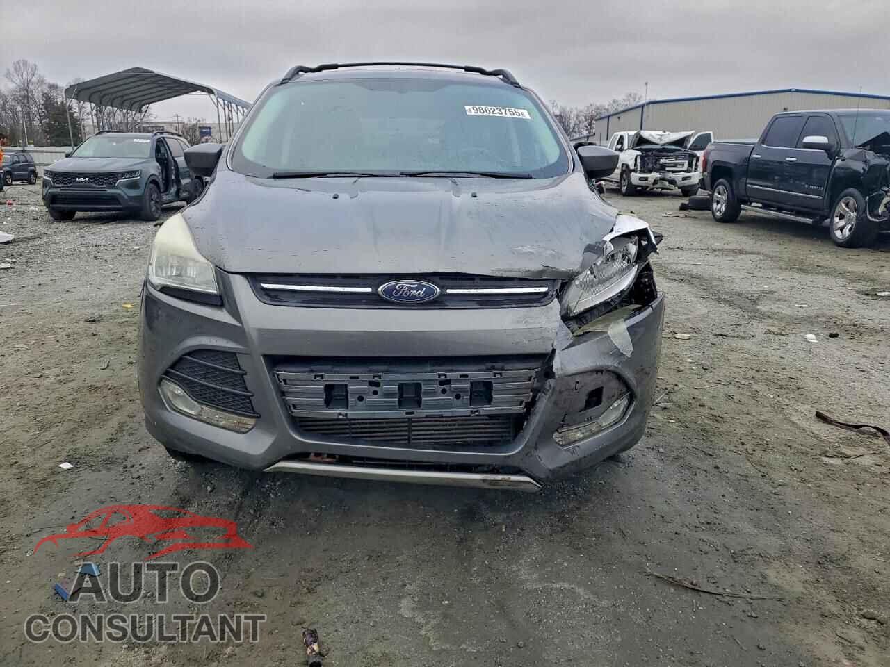 FORD ESCAPE 2013 - 1FMCU0G98DUD07352
