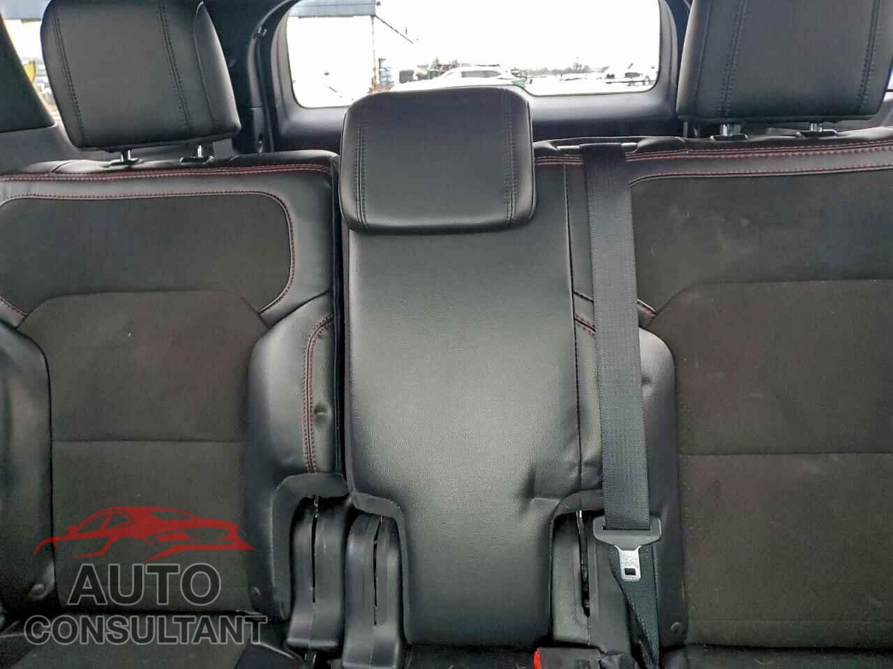 FORD EXPLORER 2018 - 1FM5K8D80JGB77098