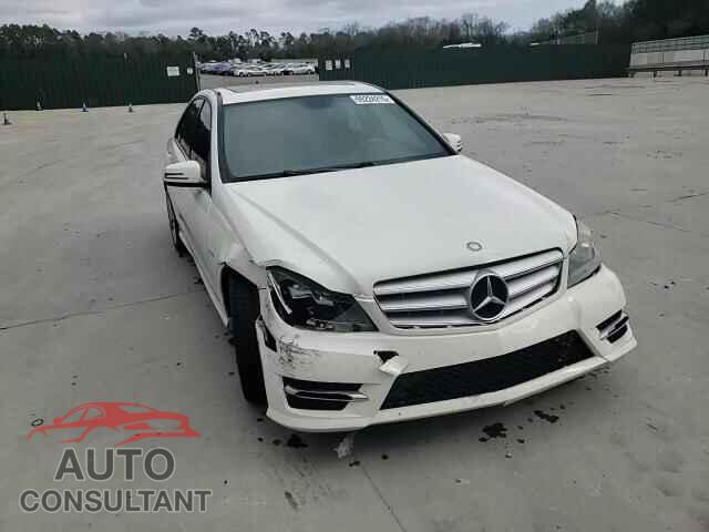 MERCEDES-BENZ C-CLASS 2012 - WDDGF5HB2CR209603