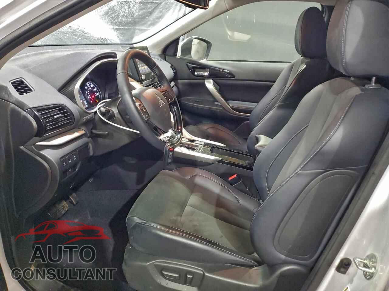MITSUBISHI ECLIPSE 2025 - JA4ATWAA5SZ021411