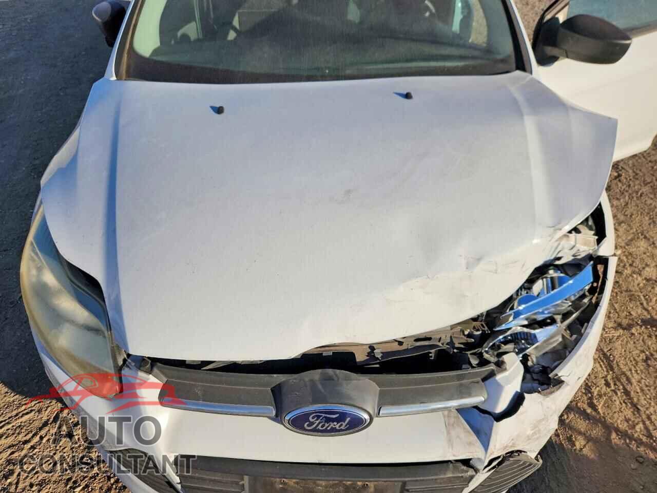 FORD FOCUS 2014 - 1FADP3E2XEL316655
