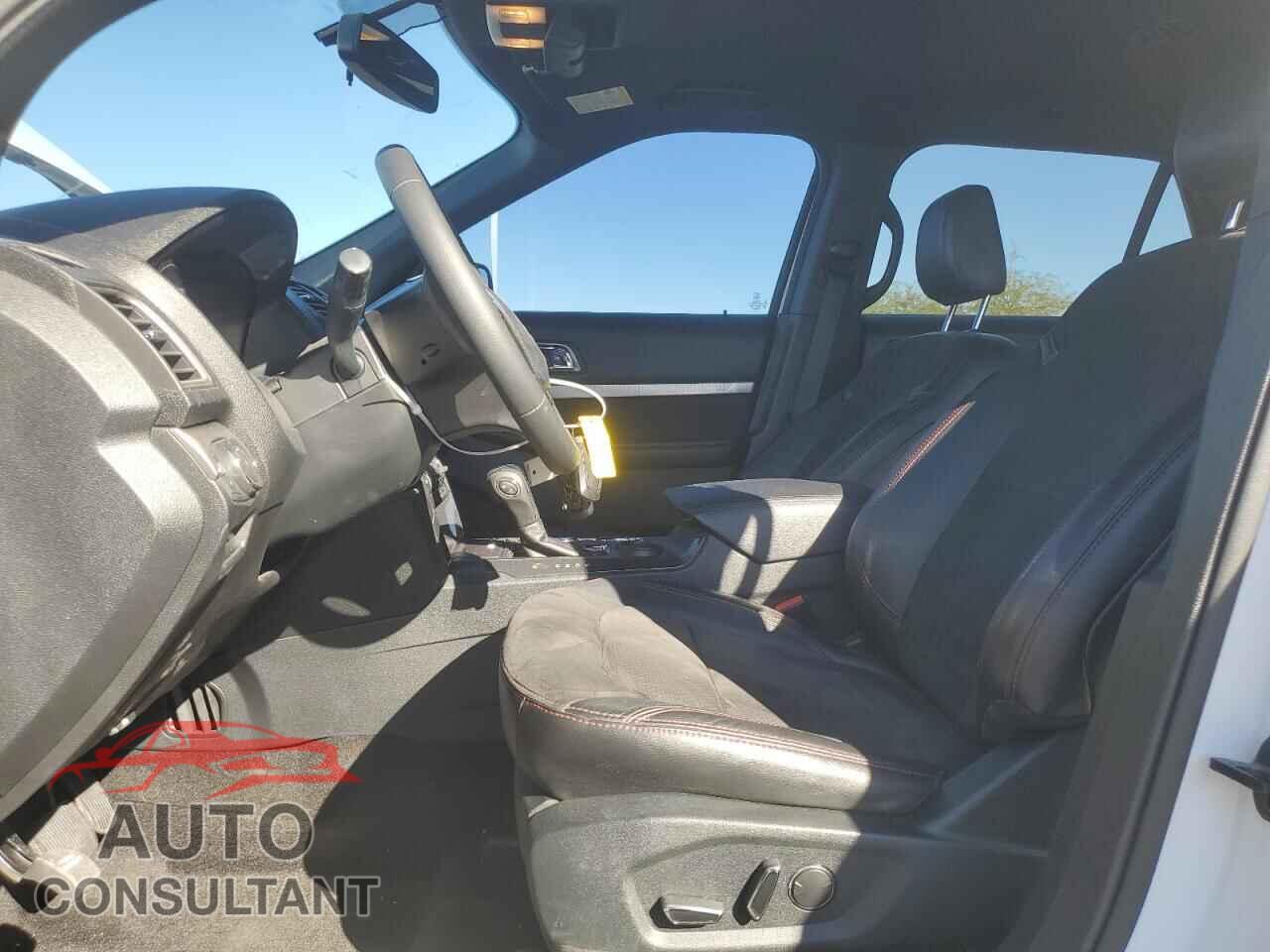 FORD EXPLORER 2018 - 1FM5K7DH8JGB79689