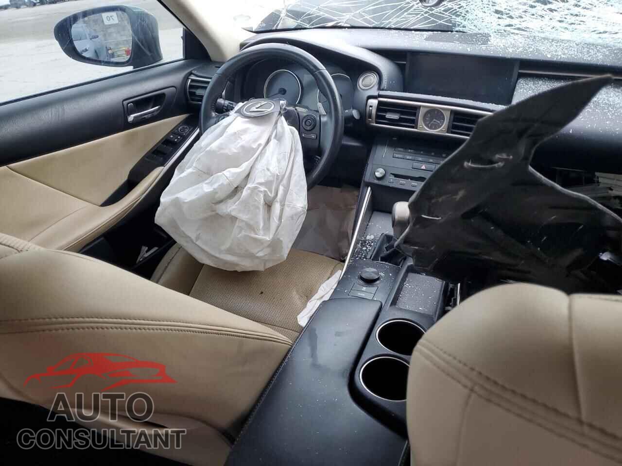 LEXUS IS 2015 - JTHBF1D29F5054495