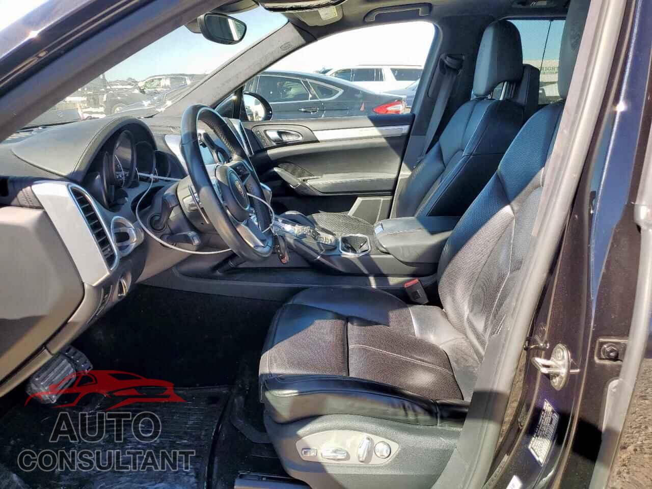 PORSCHE CAYENNE 2016 - WP1AD2A28GLA72320