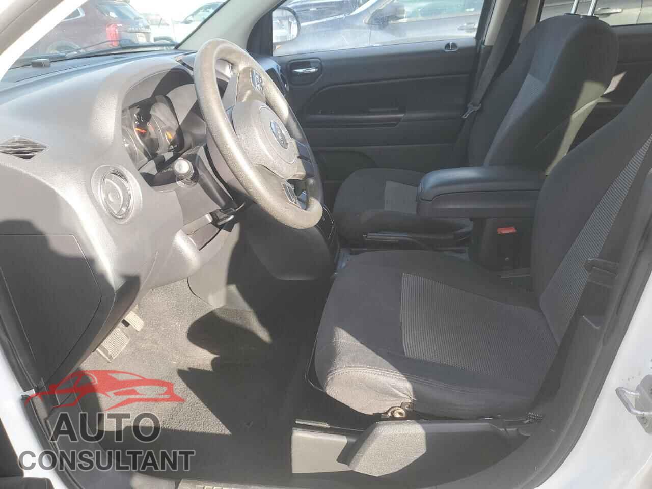 JEEP COMPASS 2011 - 1J4NT1FA1BD290676