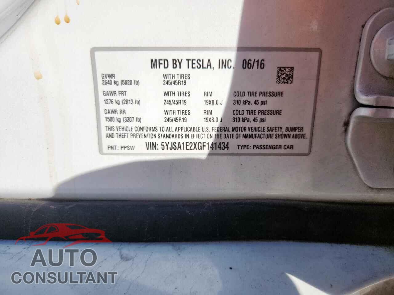 TESLA MODEL S 2016 - 5YJSA1E2XGF141434