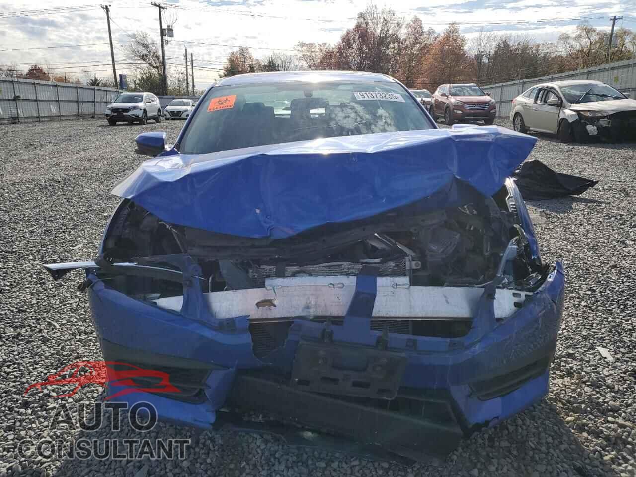 HONDA CIVIC 2018 - 2HGFC2F77JH539733