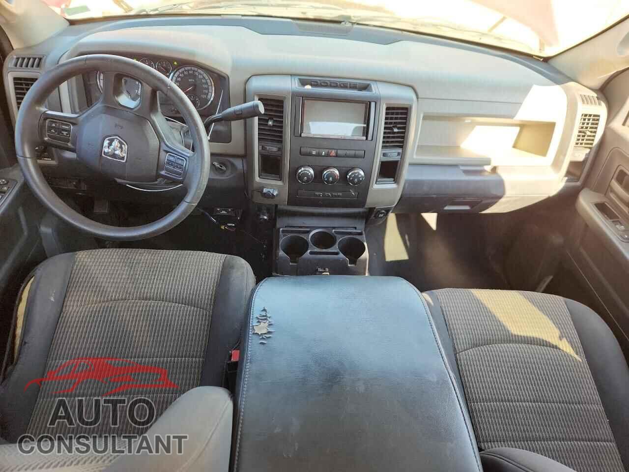 DODGE RAM 1500 2012 - 1C6RD6FT8CS246665