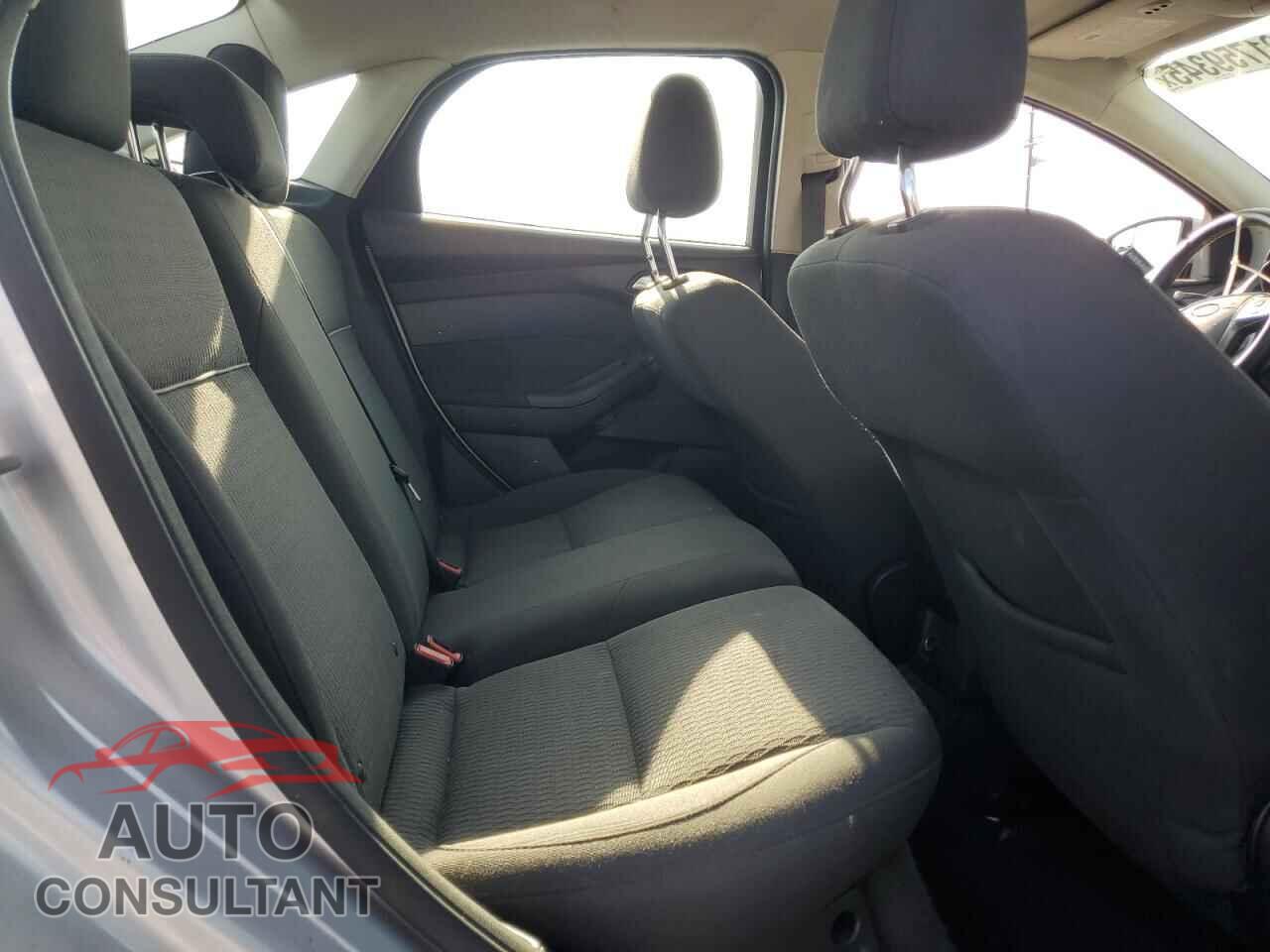 FORD FOCUS 2012 - 1FAHP3H25CL195754