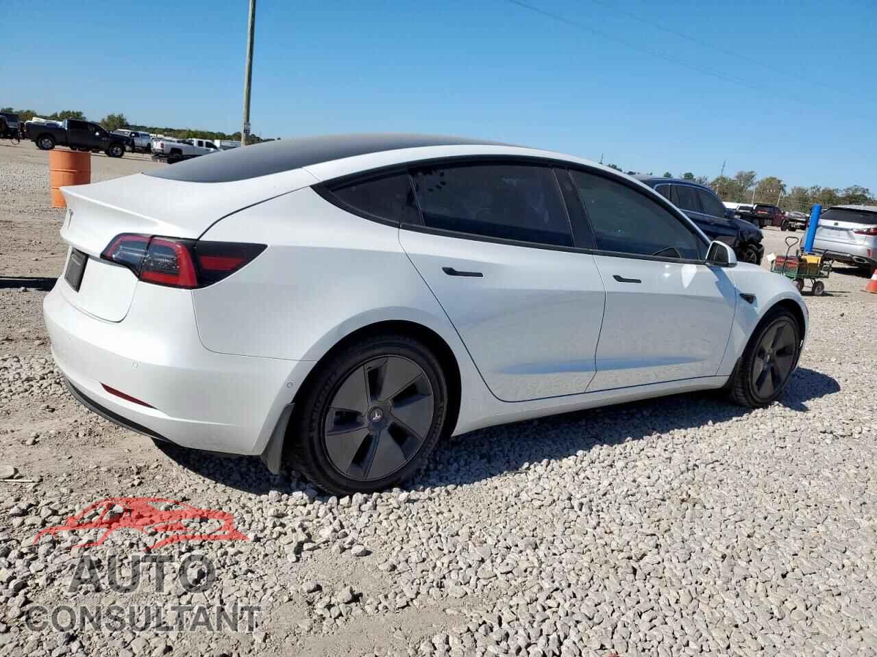TESLA MODEL 3 2021 - 5YJ3E1EA0MF016213