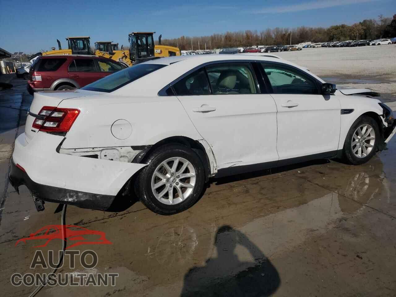 FORD TAURUS 2014 - 1FAHP2D82EG182184