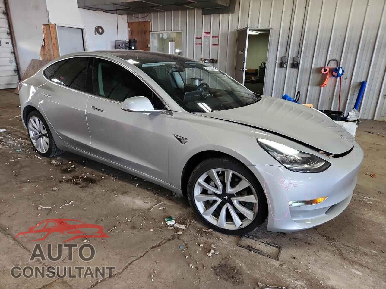 TESLA MODEL 3 2018 - 5YJ3E1EB4JF087614