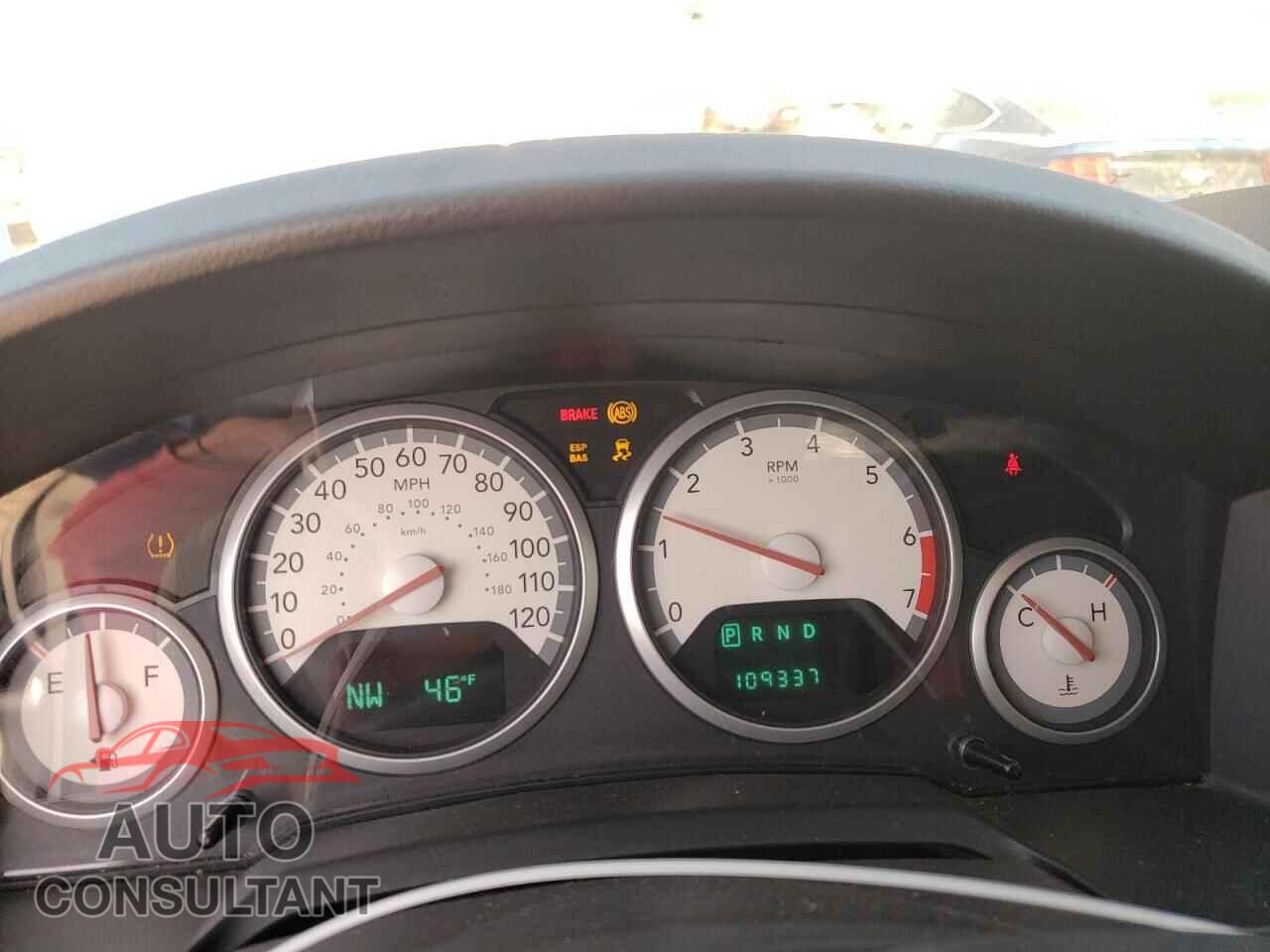 DODGE CARAVAN 2010 - 2D4RN5D18AR100317