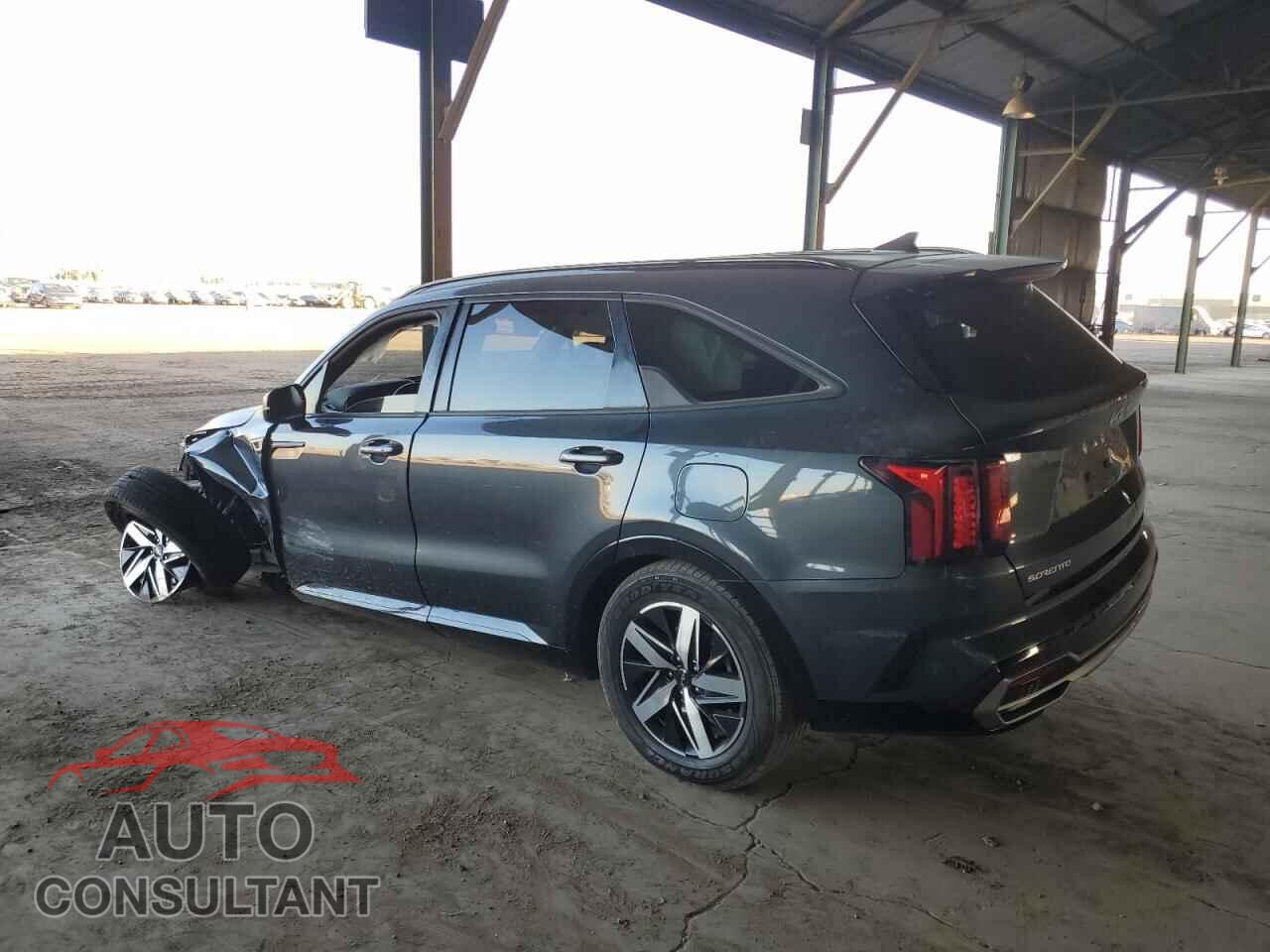 KIA SORENTO 2023 - 5XYRL4LC1PG190648