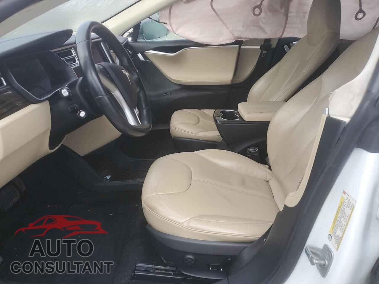 TESLA MODEL S 2015 - 5YJSA1H2XFFP70380