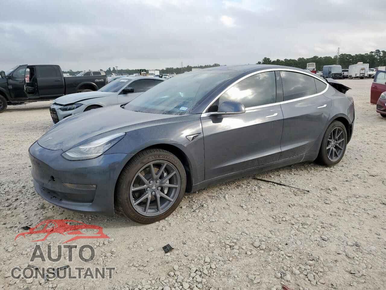 TESLA MODEL 3 2020 - 5YJ3E1EB3LF790320