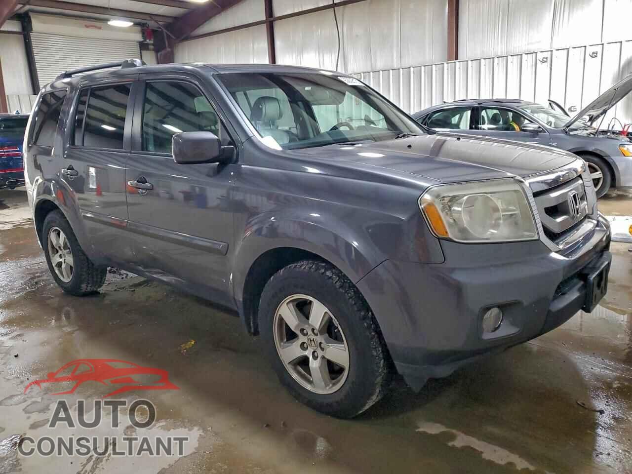 HONDA PILOT 2011 - 5FNYF4H50BB087623