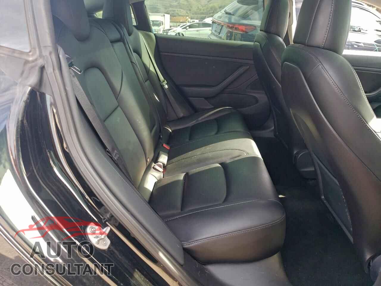 TESLA MODEL 3 2019 - 5YJ3E1EA2KF190815