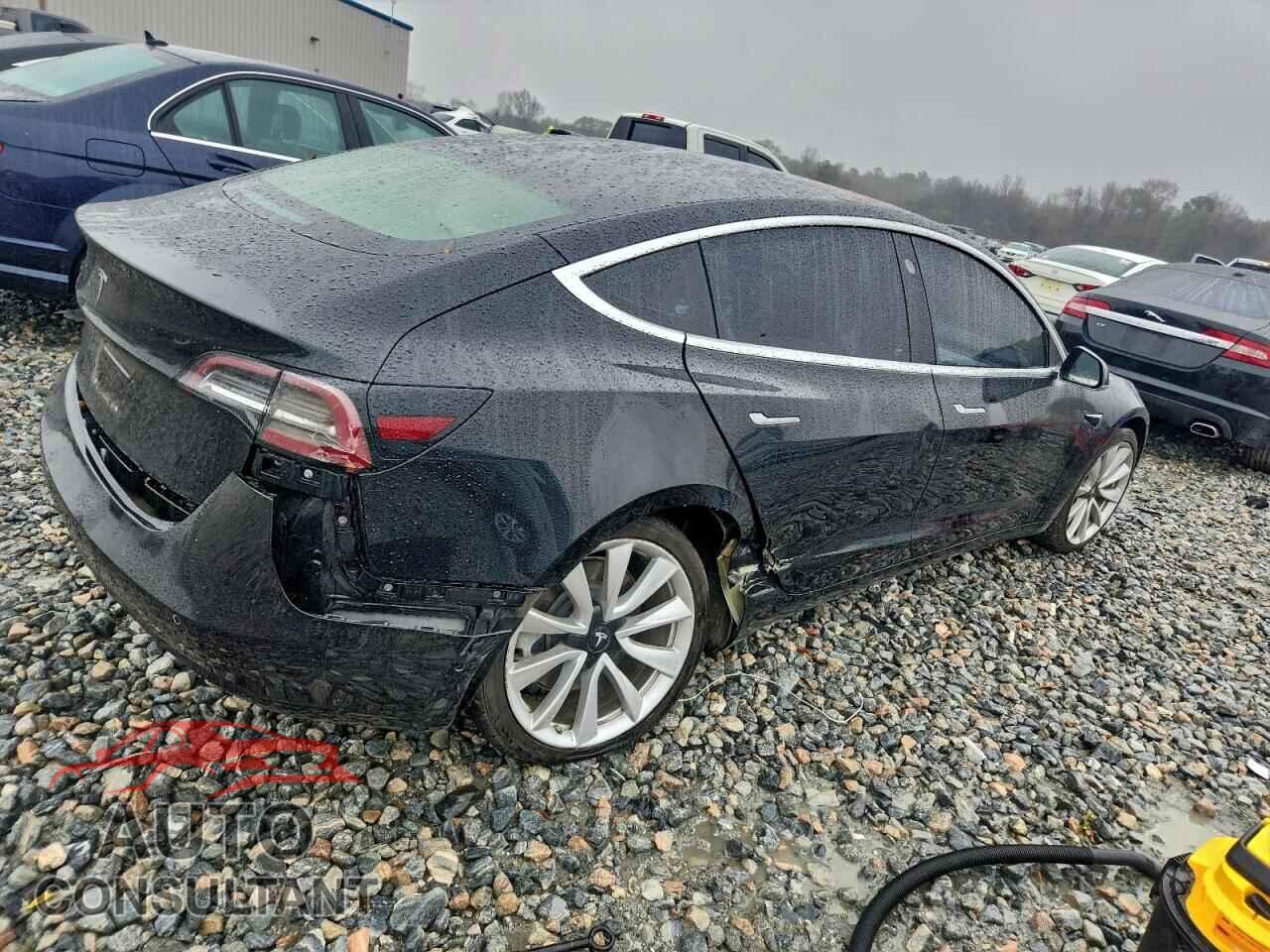TESLA MODEL 3 2018 - 5YJ3E1EA2JF177917