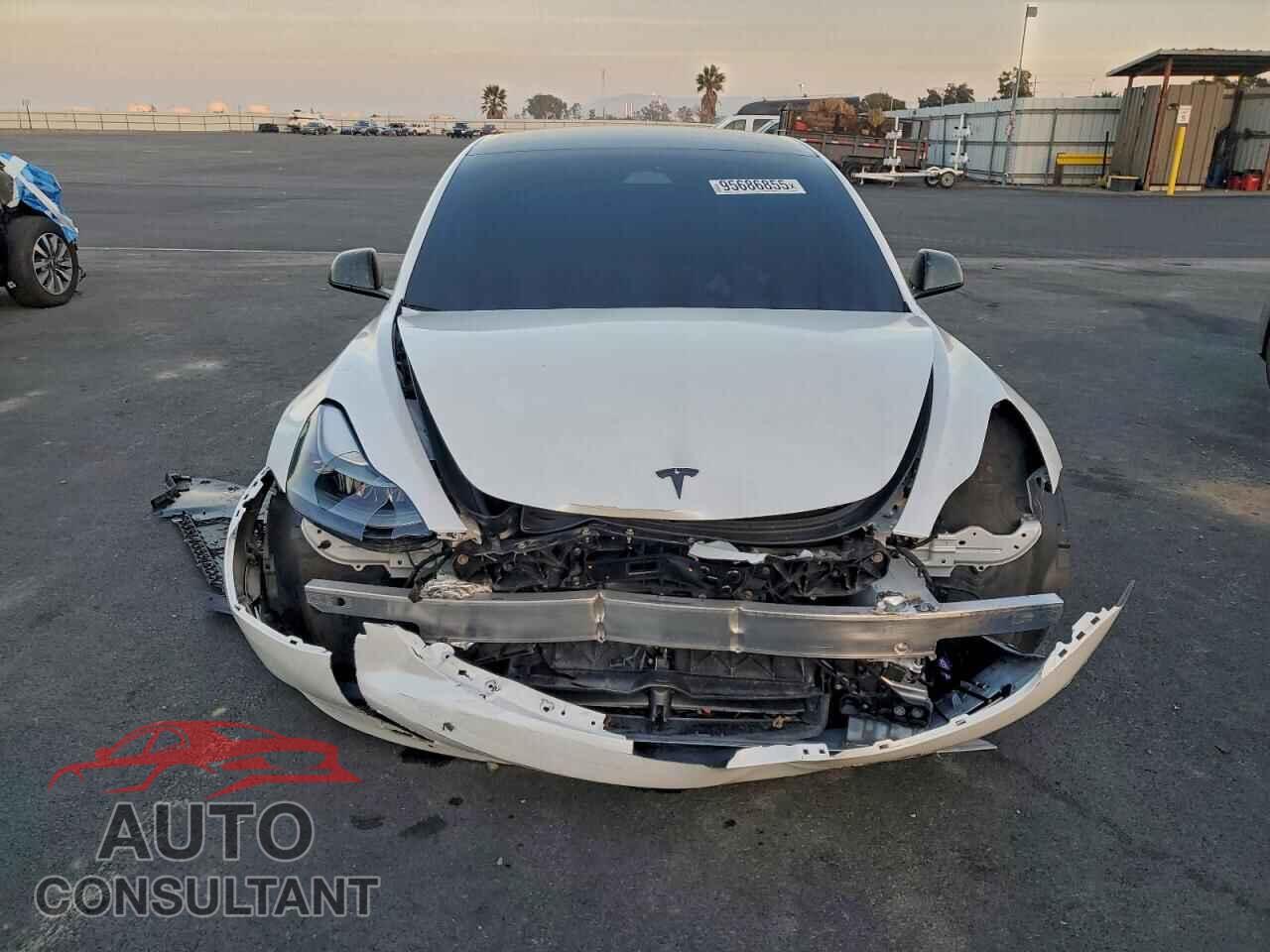 TESLA MODEL 3 2022 - 5YJ3E1EA7NF167664