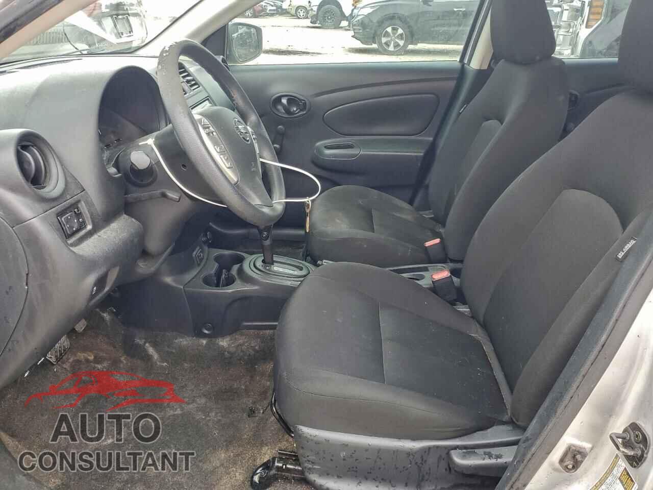 NISSAN VERSA 2019 - 3N1CN7AP3KL824490