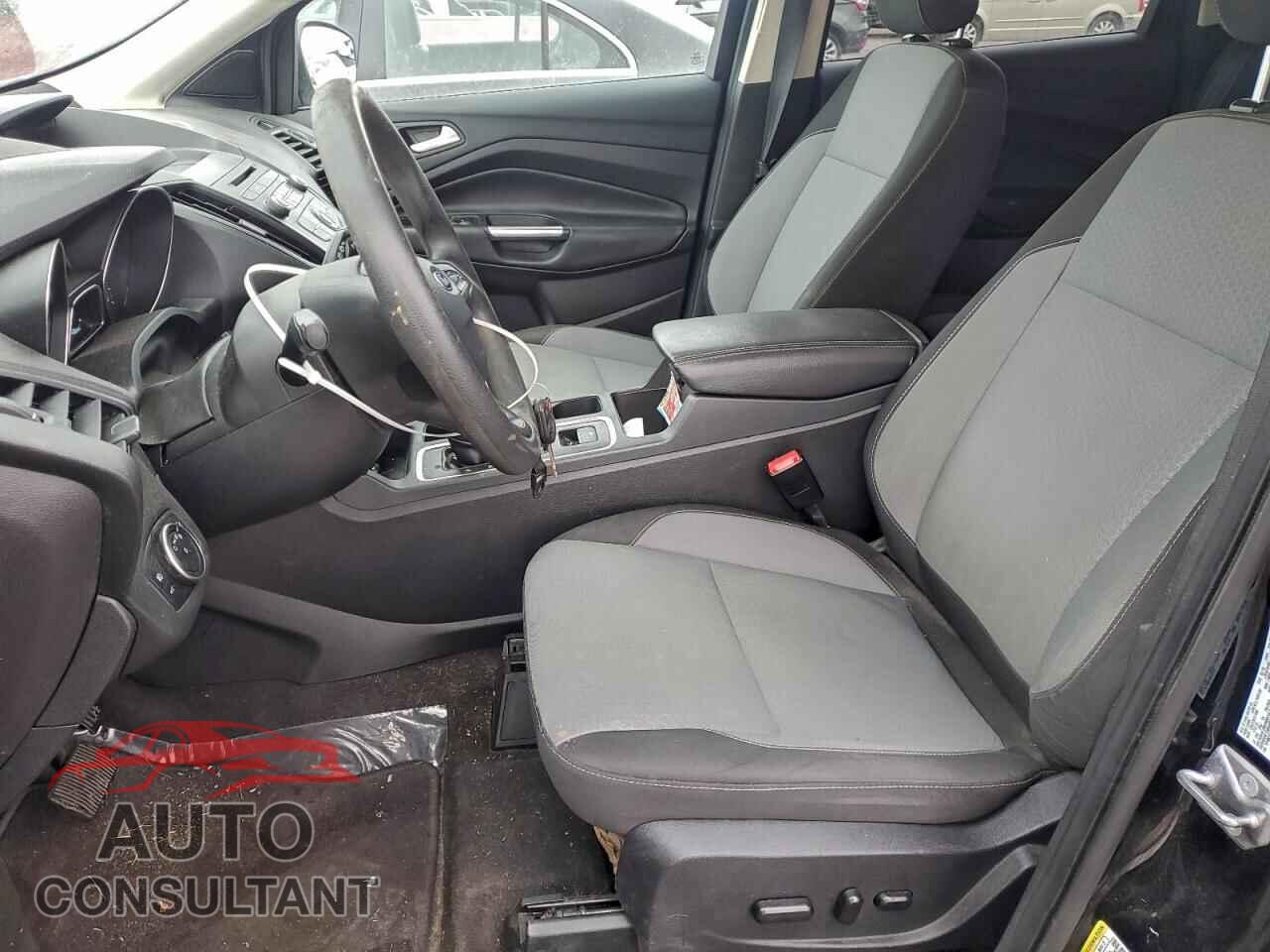 FORD ESCAPE 2018 - 1FMCU0GDXJUB62024