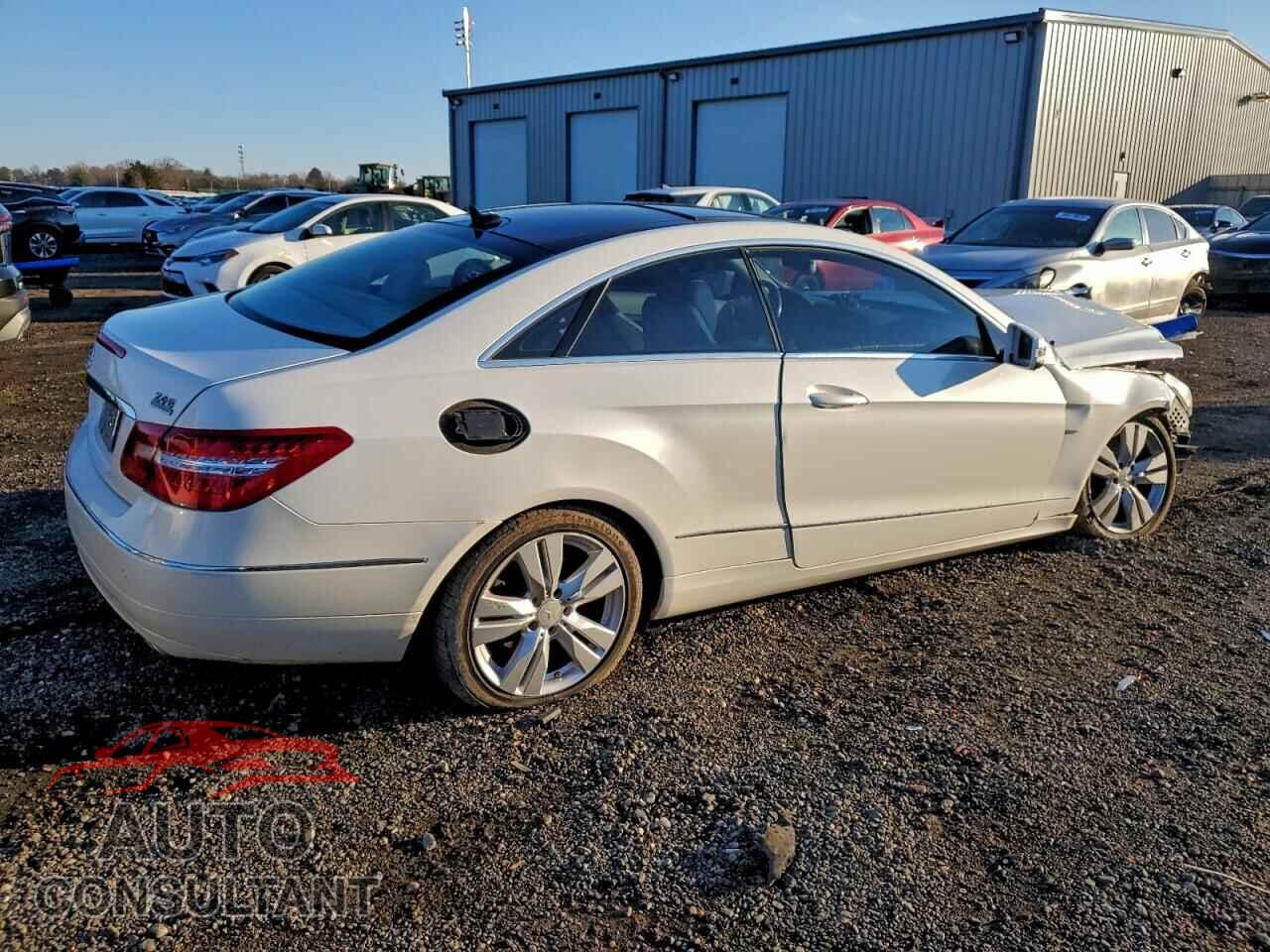 MERCEDES-BENZ E-CLASS 2012 - WDDKJ5KB5CF146919