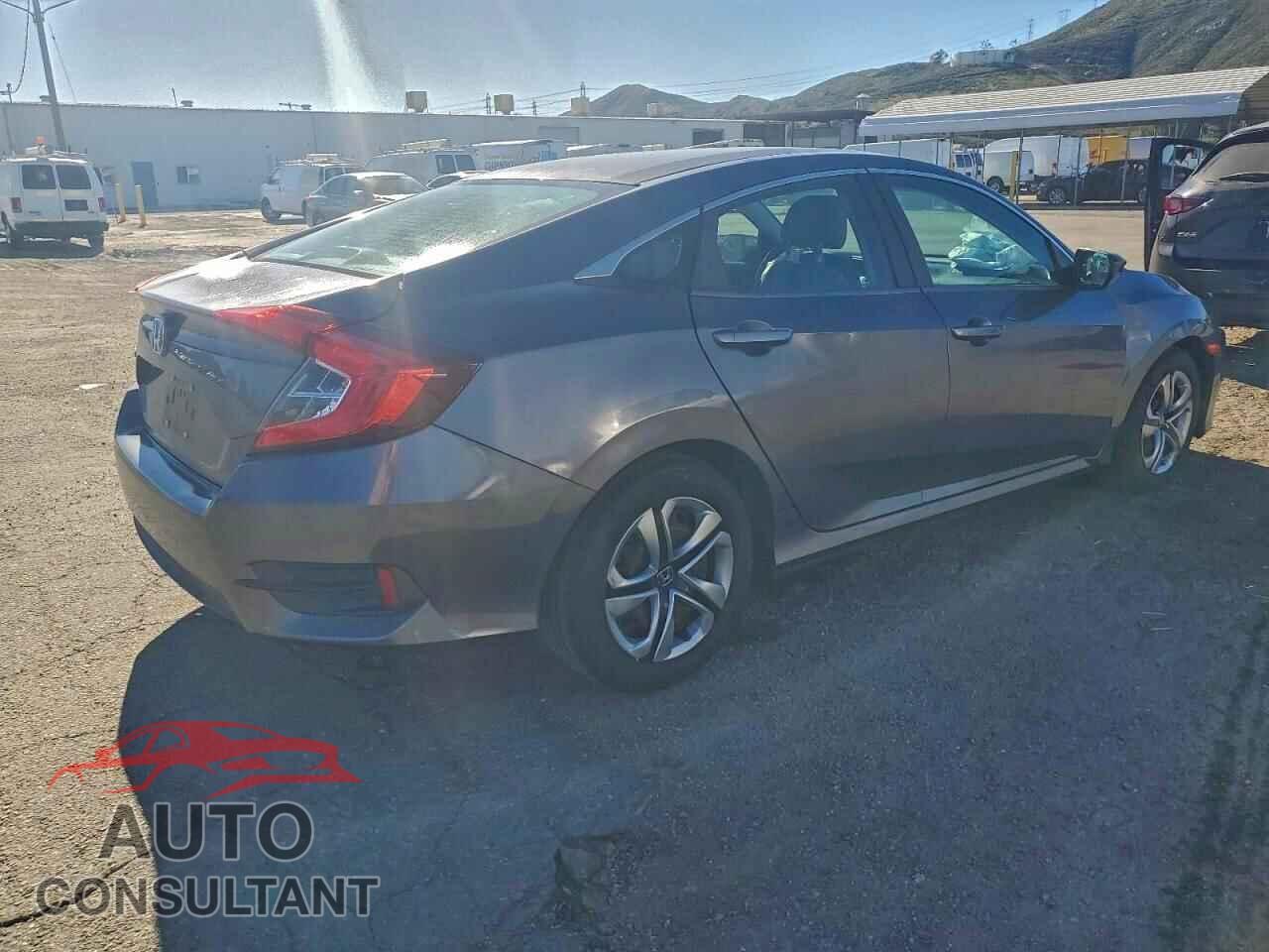 HONDA CIVIC 2017 - 2HGFC2F57HH547596