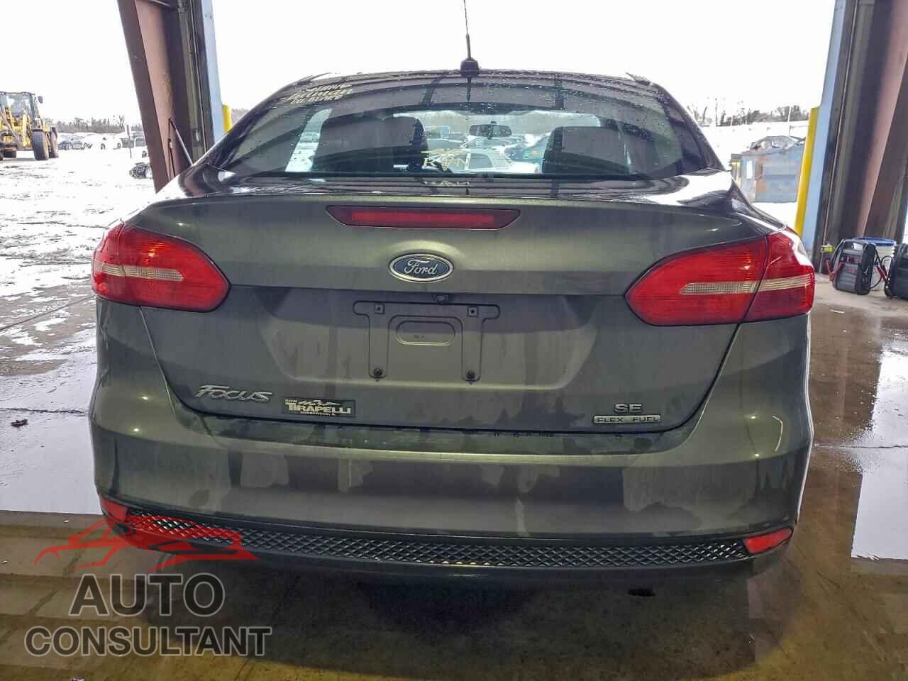 FORD FOCUS 2016 - 1FADP3F24GL229156