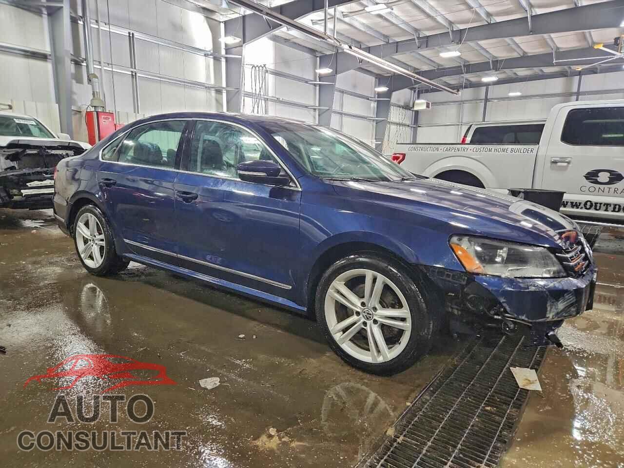 VOLKSWAGEN PASSAT 2013 - 1VWCN7A33DC044642