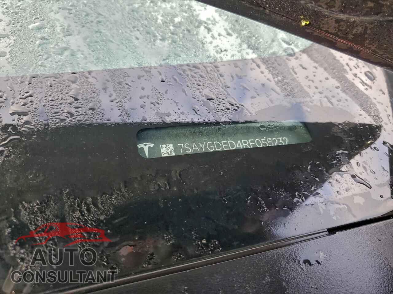 TESLA MODEL Y 2024 - 7SAYGDED4RF055232