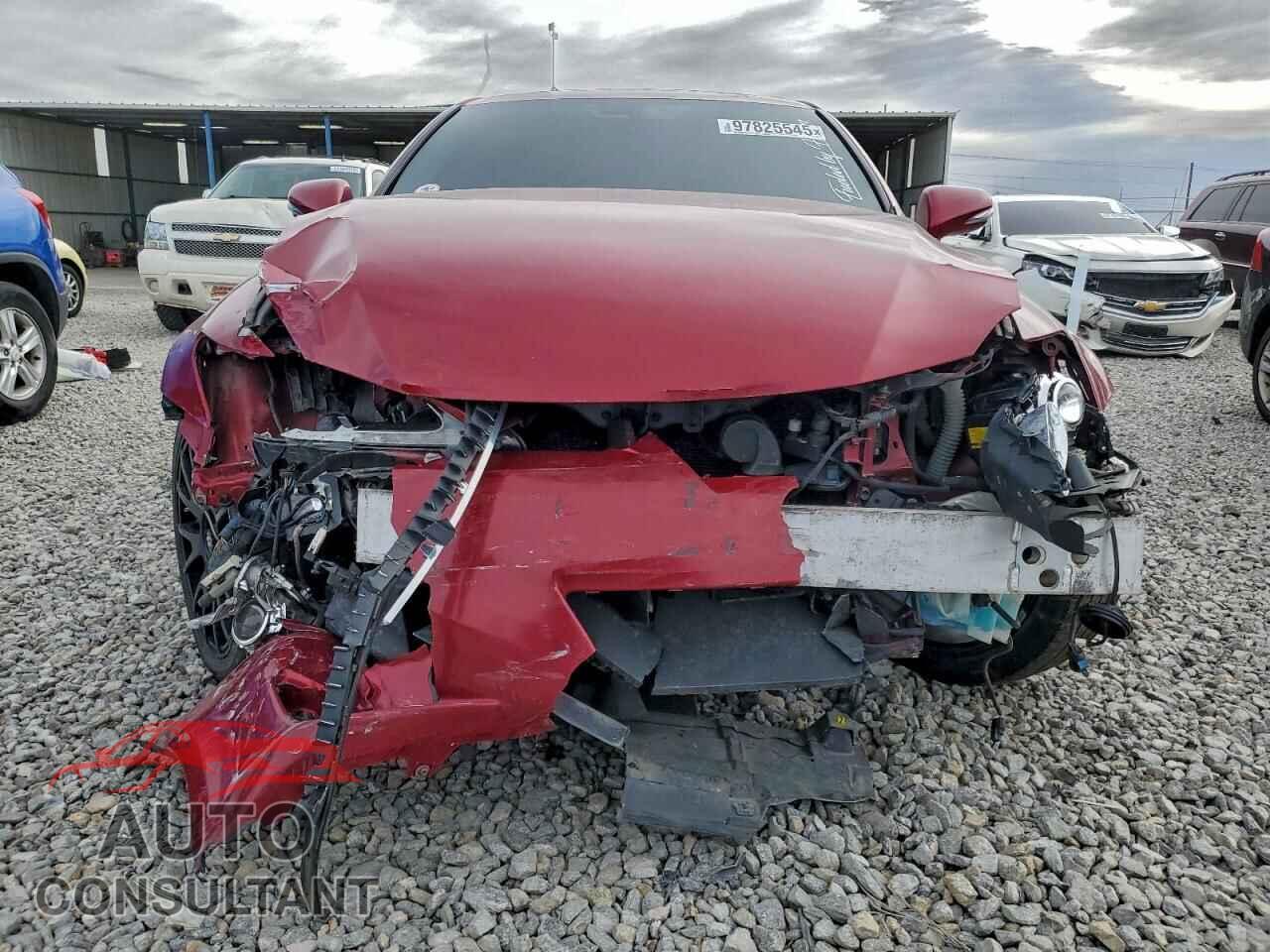 LEXUS IS 2012 - JTHCF5C22C5056047