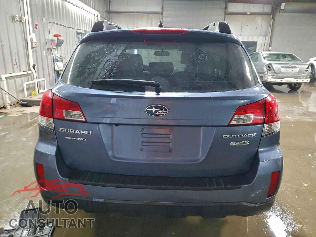 SUBARU OUTBACK 2014 - 4S4BRBLC4E3328863
