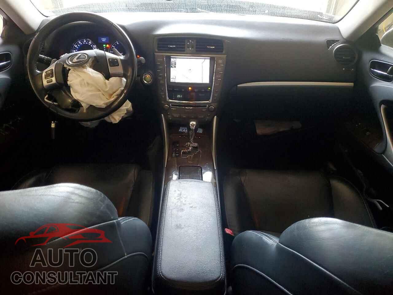 LEXUS IS 2012 - JTHCF5C20C5054314